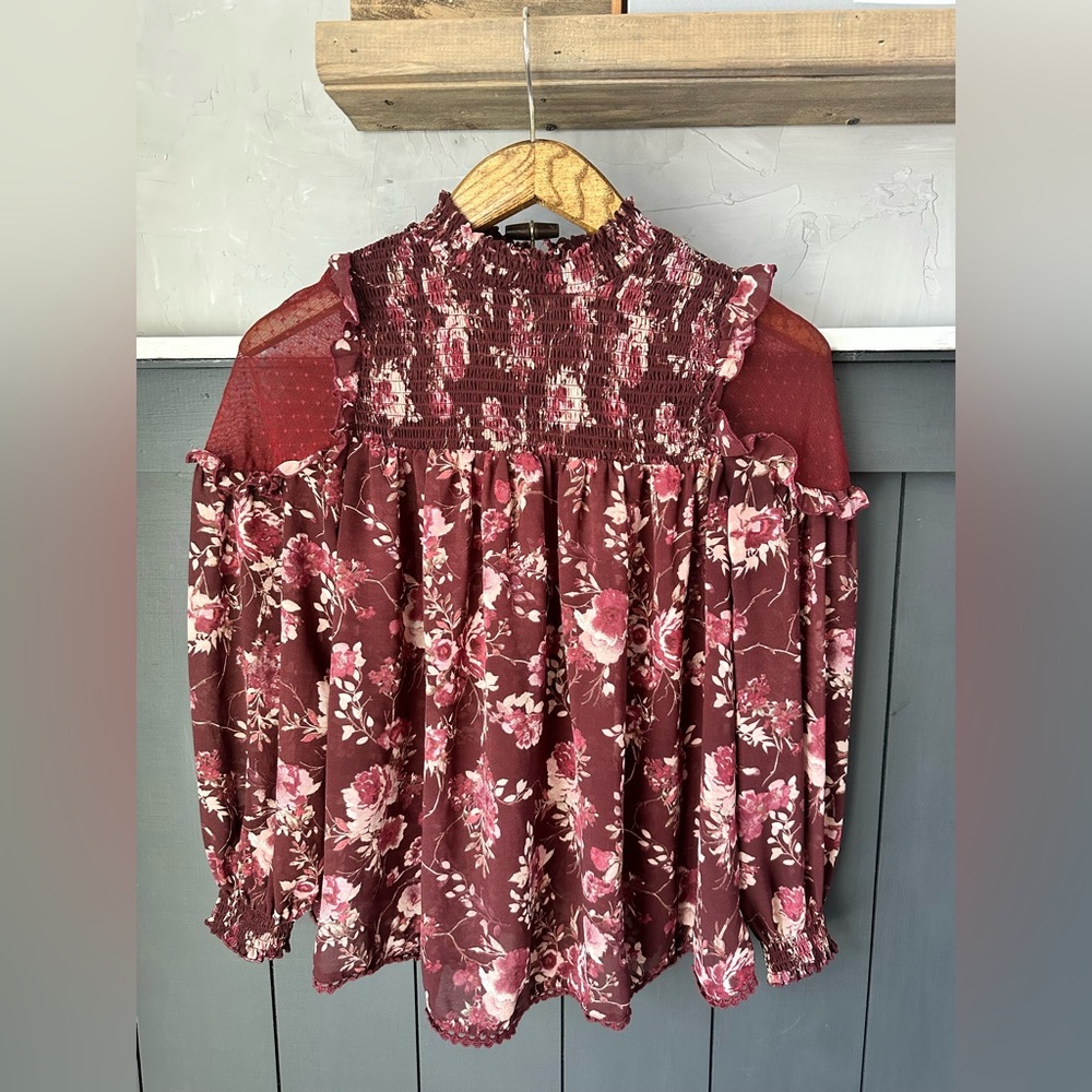 Skylar & Jade Burgundy Sheer Floral Long Sleeve‎ Blouse Lace Ruffle Smocked sz M